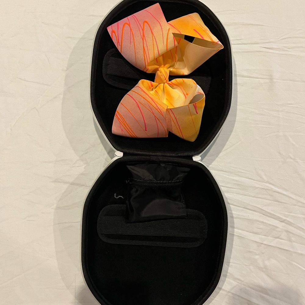 Bow Box - Picture 2 of 3